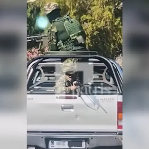 Άνω – κάτω από την παρουσία Εθνοφυλάκων με όπλα στον ΒΟΑΚ (βίντεο)