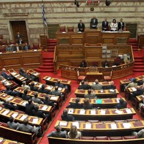 Βουλή: Απέρριψε την πρόταση δυσπιστίας κατά της κυβέρνησης με 157 ψήφους – Στη συνείδηση του λαού ο Μητσοτάκης αποτελεί παρελθόν