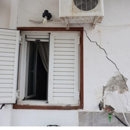 “ΤΡΟΜΑΚΤΙΚΟ ΦΑΙΝΟΜΕΝΟ” – ΜΕΓΑΛΩΝΟΥΝ ΤΑ ΡΗΓΜΑΤΑ στις Βούτες Ηρακλείου! – Εκκένωση σπιτιών