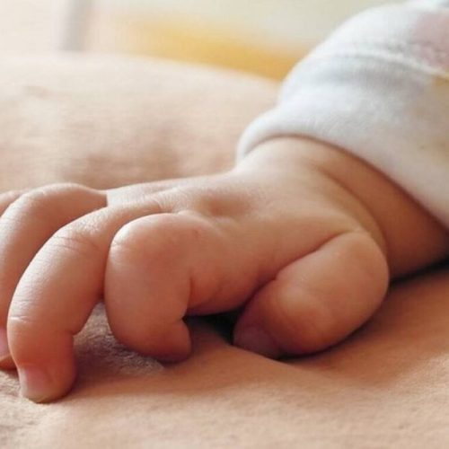 «ΑΔΙΑΝΟΗΤΗ ΦΡΙΚΗ» – ΒΡΕΦΟΣ Τεσσάρων Μηνών «διαγνώστηκε» «ΕΘΙΣΜΕΝΟ» στα «ΝΑΡΚΩΤΙΚΑ» ! – Ποιος ο «ρόλος» των «γονιών»