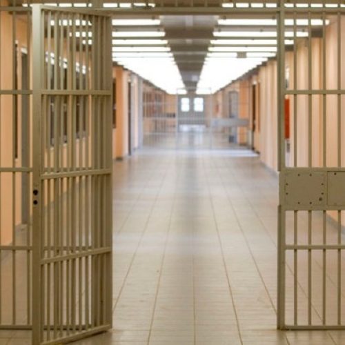 Εξιχνιάστηκε η δολοφονία 59χρονης στη Θεσσαλονίκη – O δράστης είναι ήδη έγκλειστος των φυλακών για άλλη υπόθεση