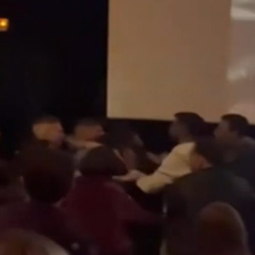 Άγριο επεισόδιο σε κινηματογράφο στου Ρέντη: Νεαροί διατάραξαν την ταινία και ήρθαν στα χέρια με άλλους θεατές