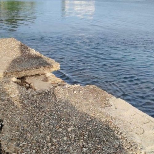 Κέρκυρα: Κακοκαιρία «ξήλωσε» την πεζογέφυρα – Μεγάλες ζημιές στο νησί
