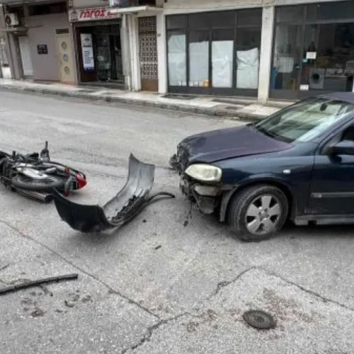 Σοβαρό τροχαίο στη Λαμία: Δικυκλιστής στο νοσοκομείο μετά σύγκρουση με μηχανάκι