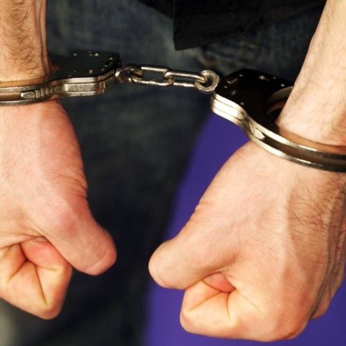 Γαύδος: Συνελήφθησαν 3 άτομα για την μεταφορά παράνομων μεταναστών