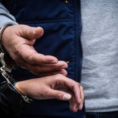 Καλαμάτα: Συνελήφθησαν οι δύο κρατούμενοι που είχαν αποδράσει από το αστυνομικό τμήμα