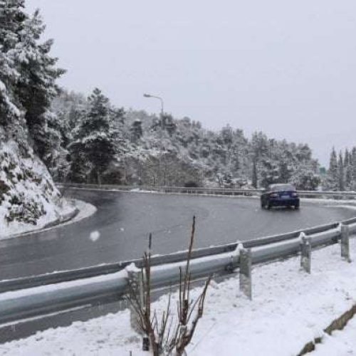 Κακοκαιρία στην Κρήτη: Προβλήματα στο οδικό δίκτυο της Βιάννου – Κλειστά σχολεία για λόγους ασφαλείας