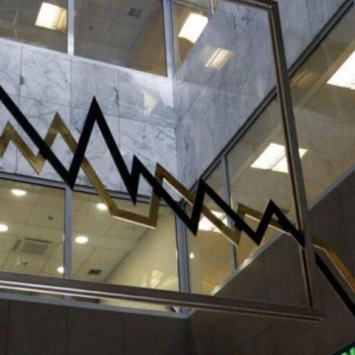 Χρηματιστήριο: Μικρό προβάδισμα των αγοραστών με τη σκυτάλη σε blue chips