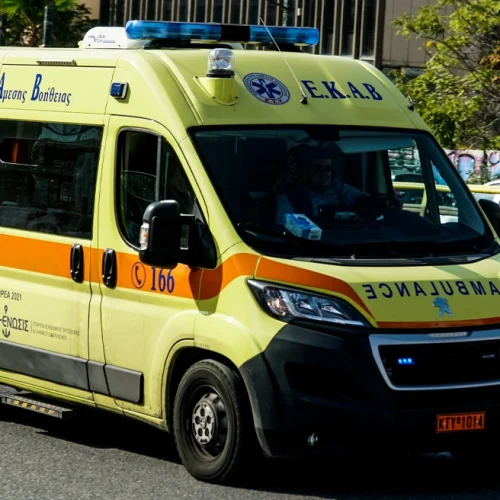 ΣΟΒΑΡΟ ΤΡΟΧΑΙΟ ΣΤΟ ΜΕΝΙΔΙ: Δύο τραυματίες στη Λεωφόρο Δημοκρατίας – Στο Θριάσιο ο ένας σε κρίσιμη κατάσταση!