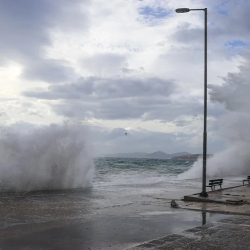 Άστατος καιρός με βοριάδες και περιορισμένη άνοδο θερμοκρασίας
