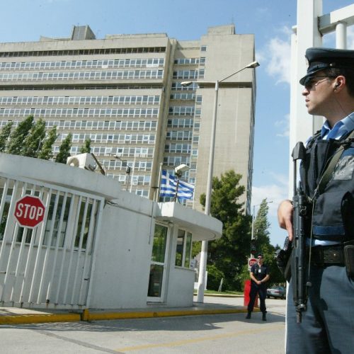 Τρομοκρατικη επιθεση στο Yπ Δημ Ταξεως
Φωτο/Χαρης Γκικας