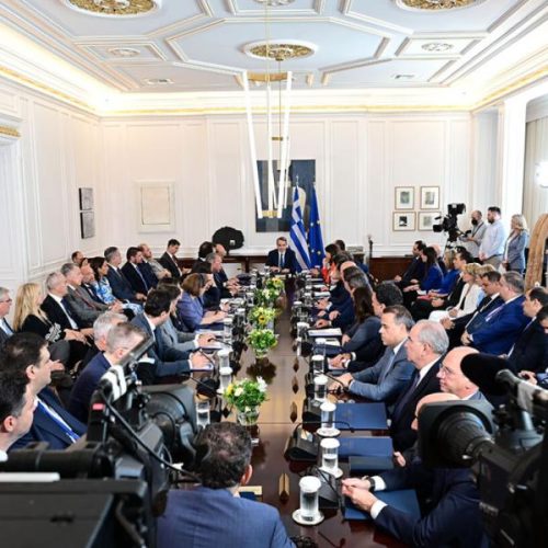 «ΠΟΙΟΣ ΚΥΒΕΡΝΑ ΑΥΤΟΝ ΤΟΝ ΤΟΠΟ;!» – Η κυβέρνηση που έκανε την αποτυχία ιδεολογία